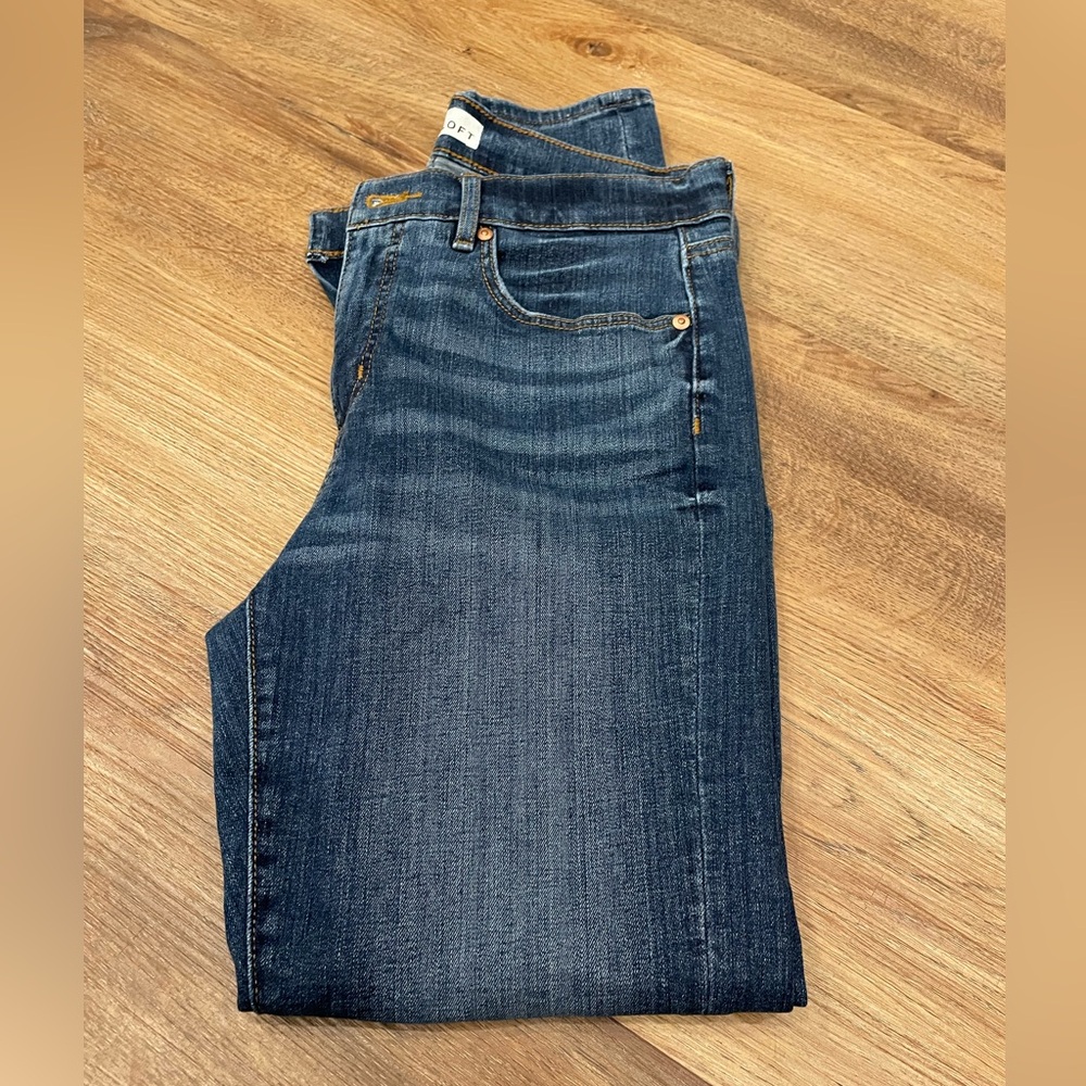 Loft Women’s denim jeans slim pockets size 8